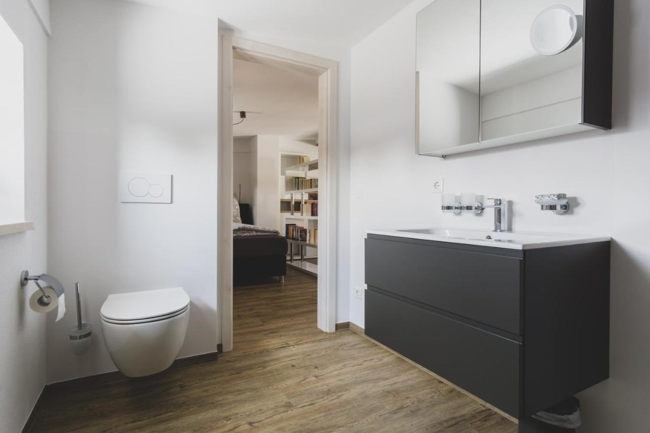 Modernes Loft vor den Toren des Chiemgaus Tacherting Buitenkant foto