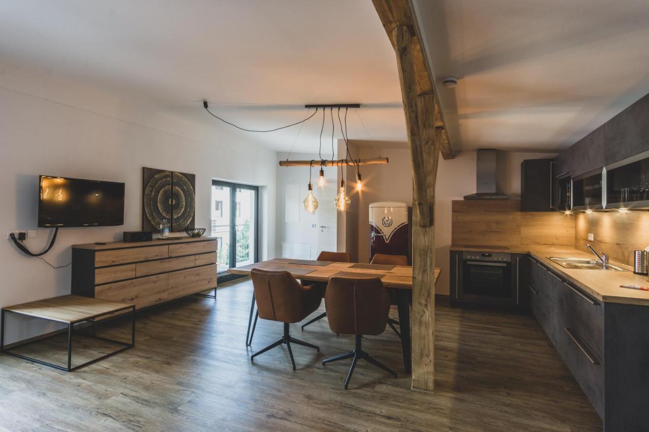 Modernes Loft vor den Toren des Chiemgaus Tacherting Buitenkant foto